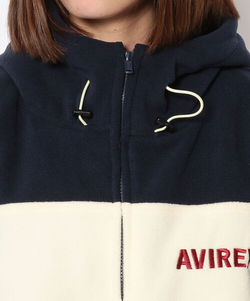 AVIREX(アヴィレックス)の「2TONE BIG FLEECE PARKA/ 2トーン ビッグフリースパーカー(ブルゾン・レディース・ネイビー/アイボリー/カモフラージュ・FREE)」の17枚目の写真