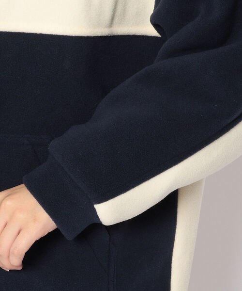 AVIREX(アヴィレックス)の「2TONE BIG FLEECE PARKA/ 2トーン ビッグフリースパーカー(ブルゾン・レディース・ネイビー/アイボリー/カモフラージュ・FREE)」の18枚目の写真