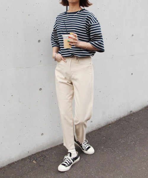 Chillfar（チルファー）の「テーパードカラーデニムパンツ（デニムパンツ・レディース・ブラック/ブラウン/サックスブルー/アイボリー/ダークブルー/グレイッシュベージュ/チャコール・MEDIUM/LARGE）」の10枚目の写真