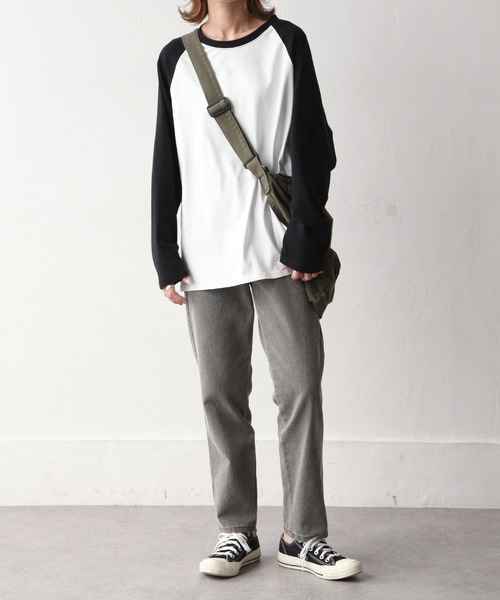 Chillfar（チルファー）の「テーパードカラーデニムパンツ（デニムパンツ・レディース・ブラック/ブラウン/サックスブルー/アイボリー/ダークブルー/グレイッシュベージュ/チャコール・MEDIUM/LARGE）」の22枚目の写真