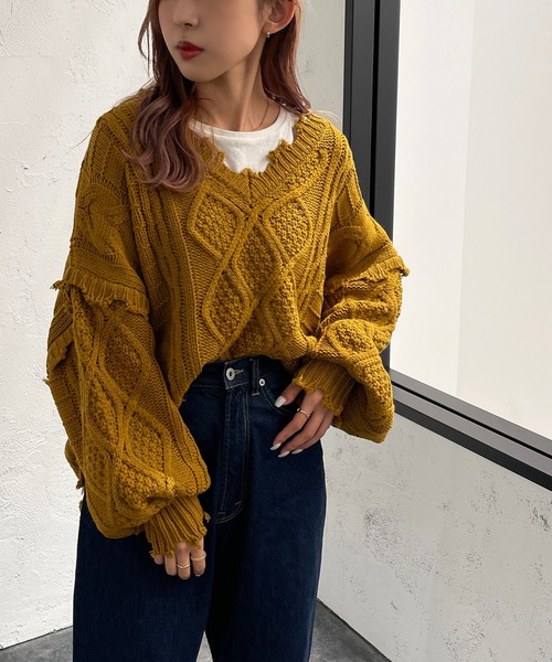 apres jour mignon(アプレジュールミニョン)の「ダメージケーブルニット【ZOZOTOWN限定アイテム】(ニット/セーター・レディース・ブラック/ダークグリーン/アイボリー/マスタード/オレンジ/ブルー・X-LARGE/フリー)」の5枚目の写真