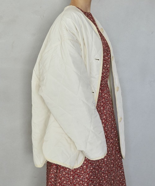 HEYUMM（ヘユム）の「ノーカラーキルティングショートジャケット（その他アウター・レディース・ネイビー/オリーブ/アイボリー・ONE）」の9枚目の写真