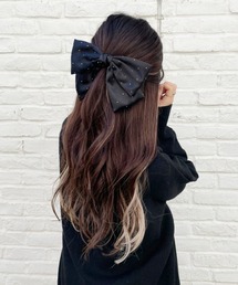 簡単に着用出来る！ドットサテンリボンバレッタ