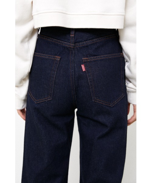 LAGUA GEM(ラグアジェム)の「FLOR LOOSE FLARE DENIM(デニムパンツ・レディース・ワンウォッシュ/ライトブルー・22inch/25inch/24inch/23inch/26inch)」の13枚目の写真