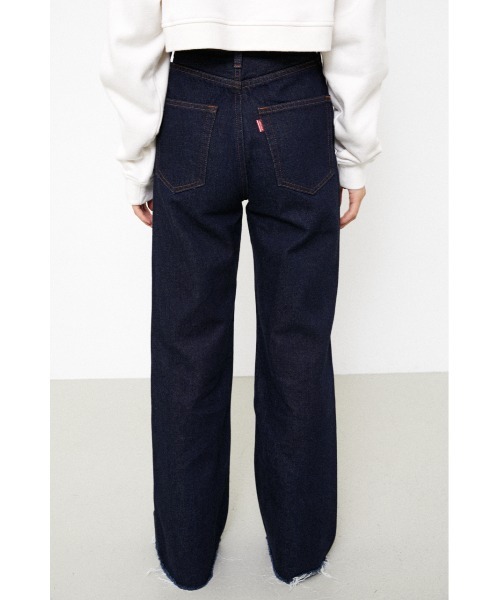LAGUA GEM(ラグアジェム)の「FLOR LOOSE FLARE DENIM(デニムパンツ・レディース・ワンウォッシュ/ライトブルー・22inch/25inch/24inch/23inch/26inch)」の9枚目の写真