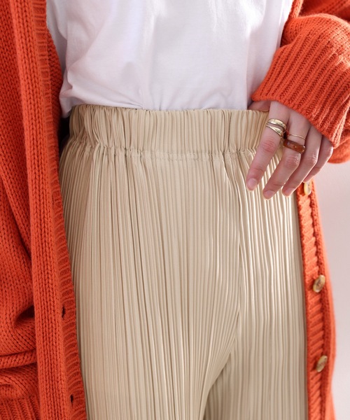 classicalelf(クラシカルエルフ)の「【低身長・高身長対応】自分好みの丈感に!セルフカットフレアプリーツカラーイージーパンツ(その他パンツ・レディース・ブラック/ベージュ/グリーン系その他/ピンク/チャコールグレー/キャメル・MEDIUM/X-LARGE)」の10枚目の写真