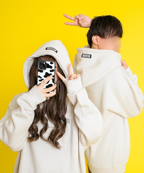 PairPair(ペアペア)の「フードロゴパーカー(ユニセックス)(パーカー・レディース・オレンジ/アイボリー/グリーン・FREE)」の2枚目の写真