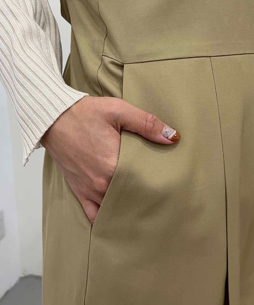 CAPRICIEUX LE'MAGE(カプリシューレマージュ)の「アシメワイドサロペット(サロペット/オーバーオール・レディース・ベージュ/ブラック・FREE)」の12枚目の写真