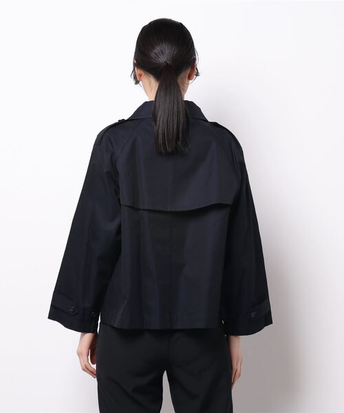 GRANDMA MAMA DAUGHTER(グランマママドーター)の「【 GRANDMA MAMA DAUGHTER / グランマ ママ ドーター 】 ショートコート GJ2032371 KTI(ステンカラーコート・レディース・ネイビー・000/1)」の4枚目の写真