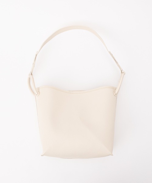 DISCOAT(ディスコート)の「【3WAY/WEB限定】ワンハンドル付3wayバッグ(トートバッグ・レディース・ブラック/ベージュ/ブラウン・FREE)」の4枚目の写真