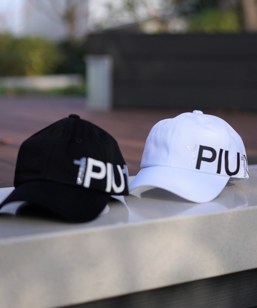 1piu1uguale3 RELAX(ウノピュウノウグァーレトレリラックス)の「【別注】1PIU1UGUALE3 RELAX/ウノピゥ ウノ ウグァーレ トレ リラックス/ ラインストーンCAP(キャップ・メンズ・ホワイト/ブラック・FREE)」の2枚目の写真