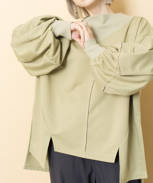 OSMOSIS（オズモーシス）の「ボリュームスリーブプルオーバー（スウェット・レディース・ブラック/ライトカーキ/ライトベージュ・ONE SIZE）」の3枚目の写真
