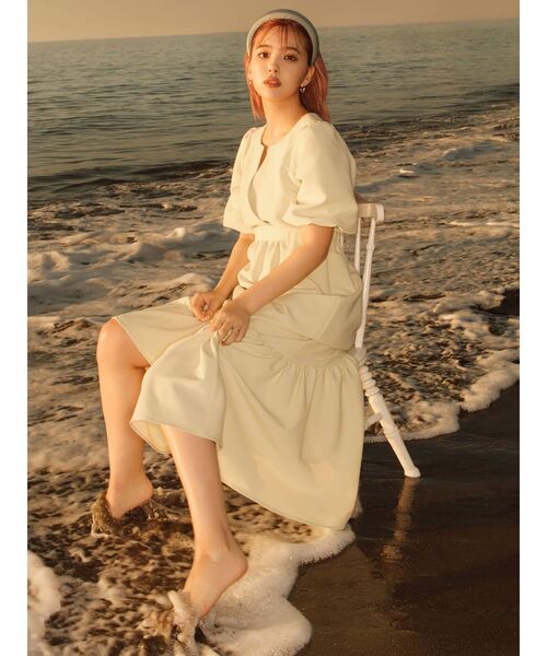 CALNAMUR（カルナムール）の「サイドオープンマキシワンピース（ワンピース・レディース・ブラウン/その他/ホワイト/ライトグリーン・FREE）」の17枚目の写真