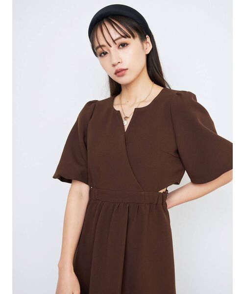 CALNAMUR（カルナムール）の「サイドオープンマキシワンピース（ワンピース・レディース・ブラウン/その他/ホワイト/ライトグリーン・FREE）」の10枚目の写真