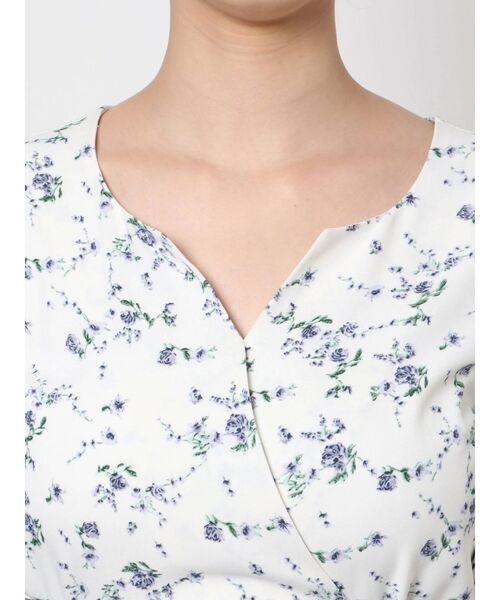 CALNAMUR（カルナムール）の「サイドオープンマキシワンピース（ワンピース・レディース・ブラウン/その他/ホワイト/ライトグリーン・FREE）」の6枚目の写真