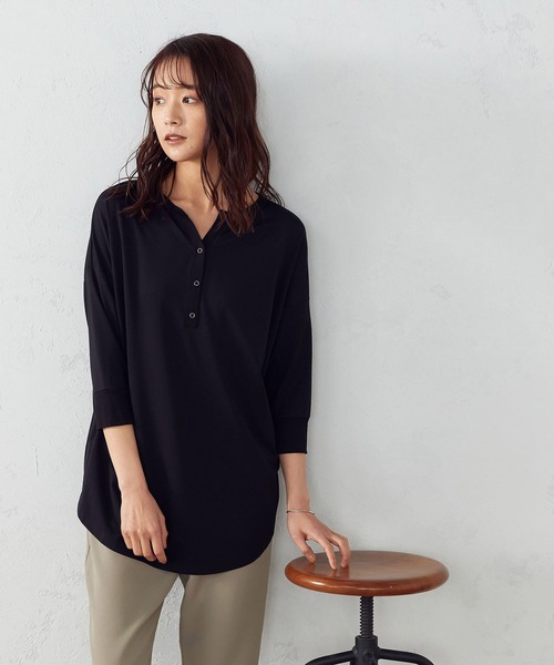 COMME CA ISM(コムサイズム)の「ヘンリーネック チュニック(Tシャツ/カットソー・レディース・ベージュ/ホワイト/ブラック・MEDIUM/LARGE)」の12枚目の写真