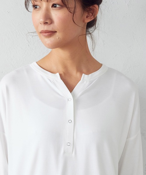 COMME CA ISM(コムサイズム)の「ヘンリーネック チュニック(Tシャツ/カットソー・レディース・ベージュ/ホワイト/ブラック・MEDIUM/LARGE)」の10枚目の写真
