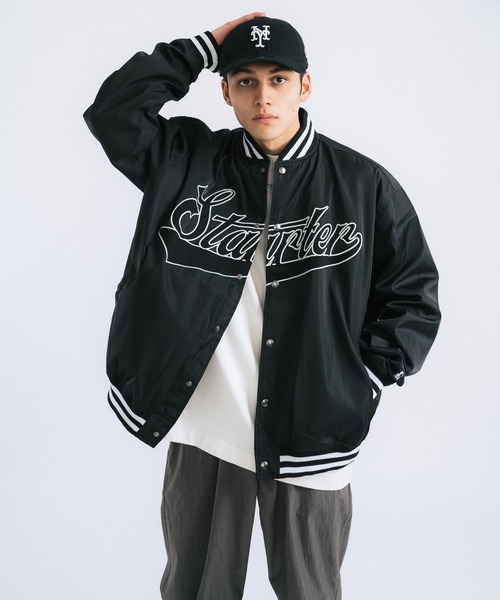 STARTER BLACK LABEL（スターターブラックレーベル）の「STARTER BLACK LABEL スターター オーバーサイズ ブランドロゴスタジャン（スタジャン・メンズ・ブラック/グリーン・46）」の2枚目の写真