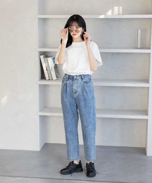 GeeRA（ジーラ）の「綿100％エンボス加工Ｔシャツ（Tシャツ/カットソー・レディース・ブラック/ホワイト・MEDIUM/LARGE/X-LARGE）」の10枚目の写真