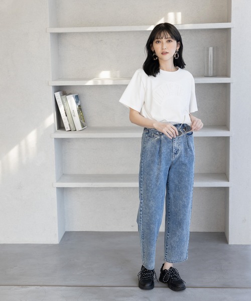 GeeRA（ジーラ）の「綿100％エンボス加工Ｔシャツ（Tシャツ/カットソー・レディース・ブラック/ホワイト・MEDIUM/LARGE/X-LARGE）」の13枚目の写真