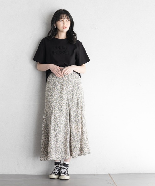 GeeRA（ジーラ）の「綿100％エンボス加工Ｔシャツ（Tシャツ/カットソー・レディース・ブラック/ホワイト・MEDIUM/LARGE/X-LARGE）」の12枚目の写真