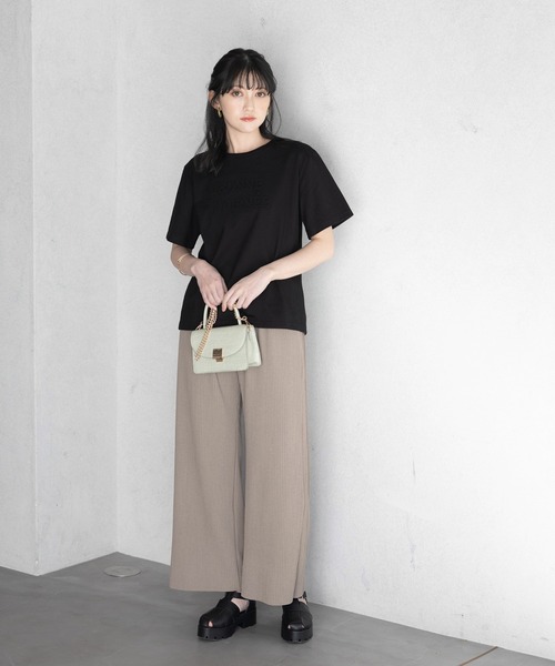 GeeRA（ジーラ）の「綿100％エンボス加工Ｔシャツ（Tシャツ/カットソー・レディース・ブラック/ホワイト・MEDIUM/LARGE/X-LARGE）」の17枚目の写真