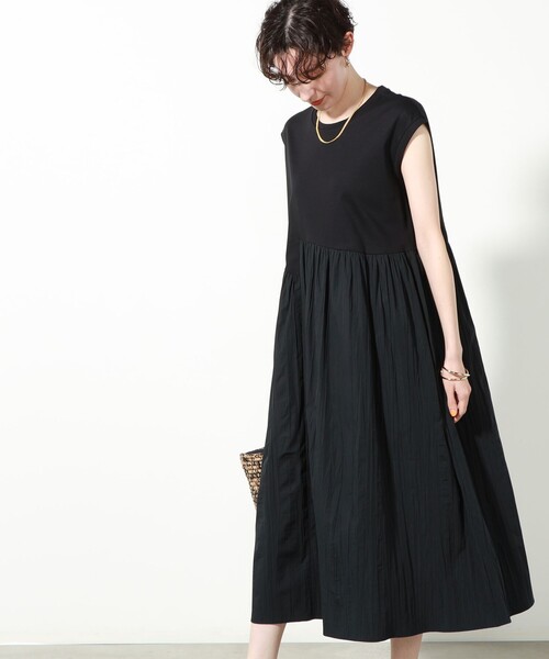 NOLLEY’S(ノーリーズ)の「ウエスト切り替えワンピース(ワンピース・レディース・ホワイト/ブラック/ブルー系その他7・FREE)」の2枚目の写真