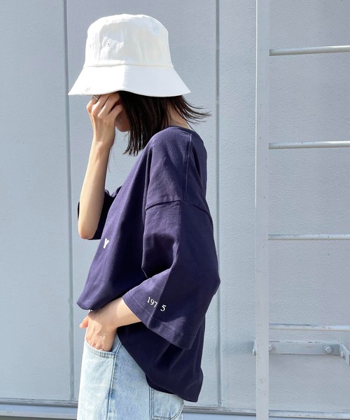 CANAL JEAN(キャナルジーン)の「1975 TOKYO(1975 トーキョー) "Heavy Water"ルーズTシャツ(Tシャツ/カットソー・レディース・ホワイト/ネイビー・LARGE/X-LARGE)」の17枚目の写真