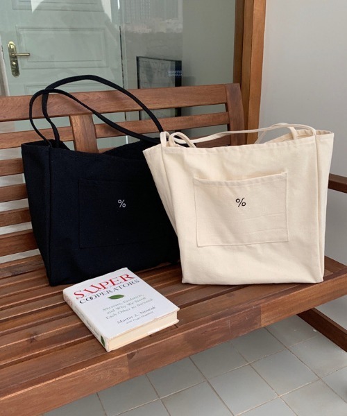 gossip！ロサンゼルス（ゴシップロサンゼルス）の「キャンバストートバッグ（トートバッグ・レディース・ブラック/オフホワイト・FREE）」の11枚目の写真