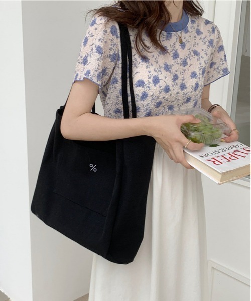 gossip！ロサンゼルス（ゴシップロサンゼルス）の「キャンバストートバッグ（トートバッグ・レディース・ブラック/オフホワイト・FREE）」の19枚目の写真