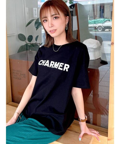 GYDA（ジェイダ）の「CHARMERスタッズBIG Tシャツ（Tシャツ/カットソー・レディース・ブラック/オフホワイト/マスタード・FREE）」の4枚目の写真