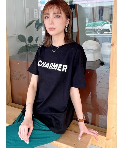GYDA（ジェイダ）の「CHARMERスタッズBIG Tシャツ（Tシャツ/カットソー・レディース・ブラック/オフホワイト/マスタード・FREE）」の5枚目の写真