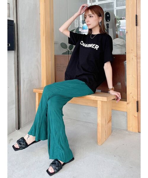 GYDA（ジェイダ）の「CHARMERスタッズBIG Tシャツ（Tシャツ/カットソー・レディース・ブラック/オフホワイト/マスタード・FREE）」の7枚目の写真