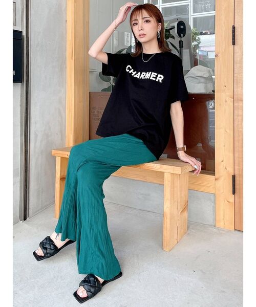 GYDA（ジェイダ）の「CHARMERスタッズBIG Tシャツ（Tシャツ/カットソー・レディース・ブラック/オフホワイト/マスタード・FREE）」の8枚目の写真