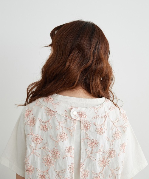 chambre de charme（シャンブルドゥシャーム）の「●cdc デージー刺繍 ベスト（ベスト・レディース・レッド/ホワイト・FREE）」の6枚目の写真