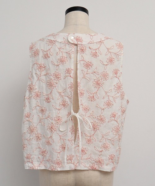 chambre de charme（シャンブルドゥシャーム）の「●cdc デージー刺繍 ベスト（ベスト・レディース・レッド/ホワイト・FREE）」の17枚目の写真