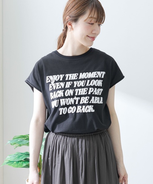 URBAN RESEARCH Sonny Label(アーバンリサーチサニーレーベル)の「メッセージプリントフレンチTシャツ(Tシャツ/カットソー・レディース・ホワイト系その他/ブラック/オフホワイト・FREE)」の21枚目の写真