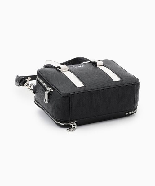 Calvin Klein(カルバン・クライン)の「ダブル ハンドル ウォレット バッグ(ハンドバッグ・レディース・ブラック・FREE)」の4枚目の写真