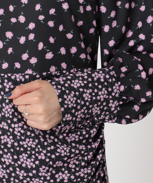 U by SPICK&SPAN（ユーバイスピックアンドスパン）の「フラワー