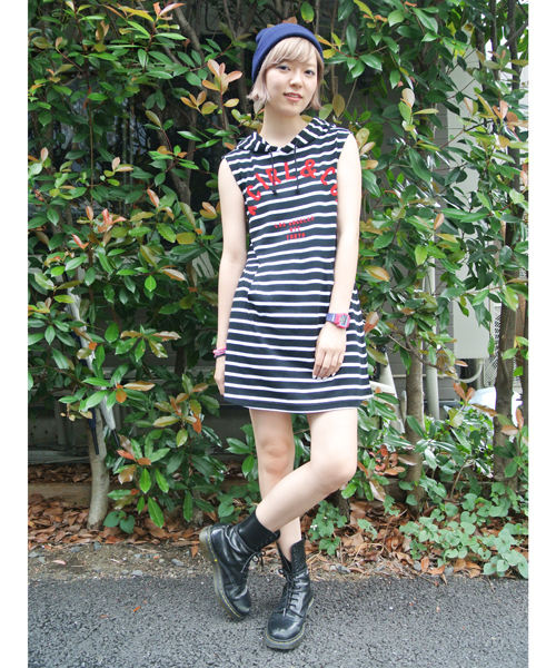 X-girl（エックスガール）の「【NYLON7月号掲載】SUMMER HOODIE DRESS（ワンピース・レディース・マルチ/ブラック/グリーン・1/2）」の3枚目の写真