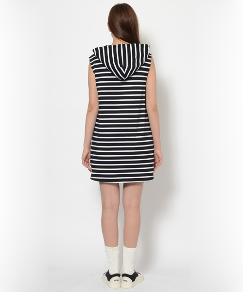 X-girl（エックスガール）の「【NYLON7月号掲載】SUMMER HOODIE DRESS（ワンピース・レディース・マルチ/ブラック/グリーン・1/2）」の13枚目の写真