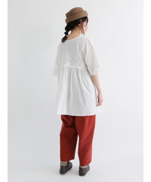 Samansa Mos2（サマンサ モスモス）の「スカラップレース前後2WAYチュニック（チュニック・レディース・カーキ/ブラウン/オフホワイト/チャコール・ﾌﾘ-）」の19枚目の写真