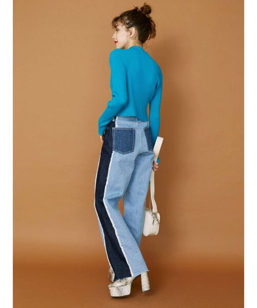 EVRIS（エヴリス）の「ジップタートルリブニットトップス（ニット/セーター・レディース・ホワイト/ブラック/ブルー/グリーン・FREE）」の11枚目の写真