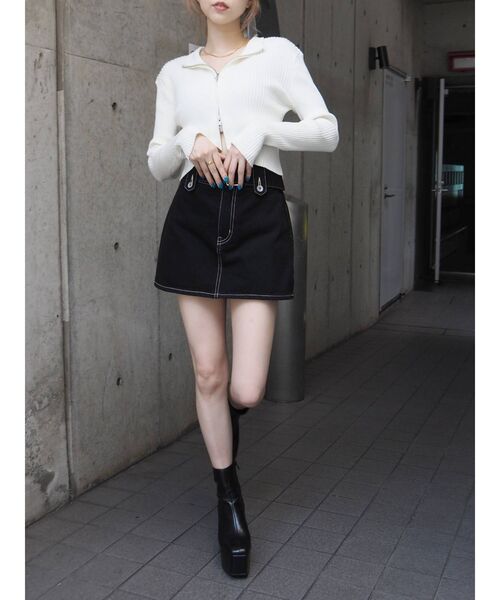 EVRIS（エヴリス）の「ジップタートルリブニットトップス（ニット/セーター・レディース・ホワイト/ブラック/ブルー/グリーン・FREE）」の7枚目の写真