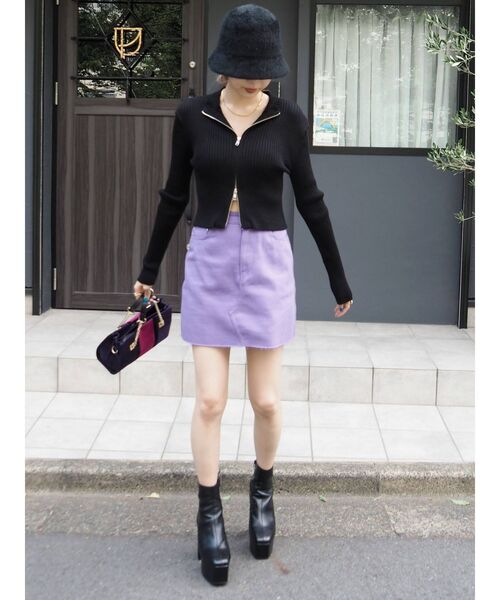 EVRIS（エヴリス）の「ジップタートルリブニットトップス（ニット/セーター・レディース・ホワイト/ブラック/ブルー/グリーン・FREE）」の15枚目の写真