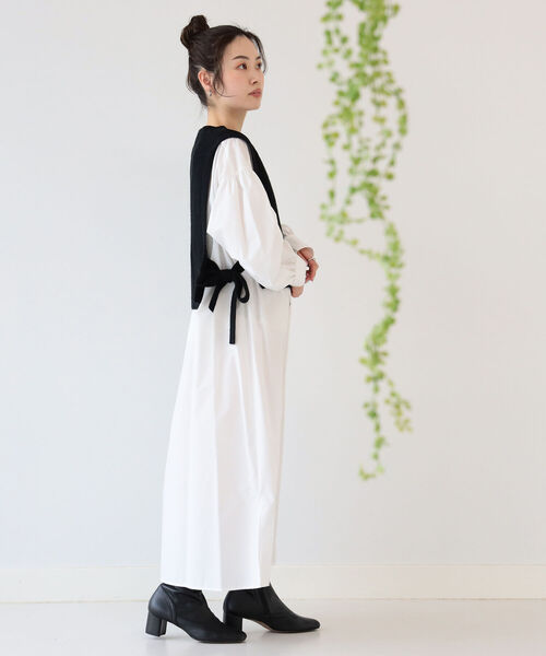 Ray BEAMS（レイビームス）の「Ray BEAMS / ニットベスト セット ワンピース（ワンピース・レディース・ブラック/オフホワイト・ONE SIZE）」の4枚目の写真