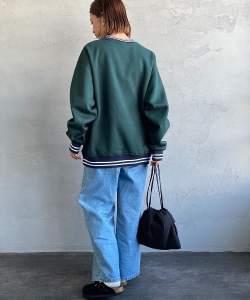 BEN DAVIS（ベンデイビス）の「【WEB限定】[BEN DAVIS/ベンデイビス] リンガーデザイン ブランドロゴクルーネックスウェット（スウェット・レディース・ブラック/ダークグリーン/オートミール・M/L/XL）」の8枚目の写真