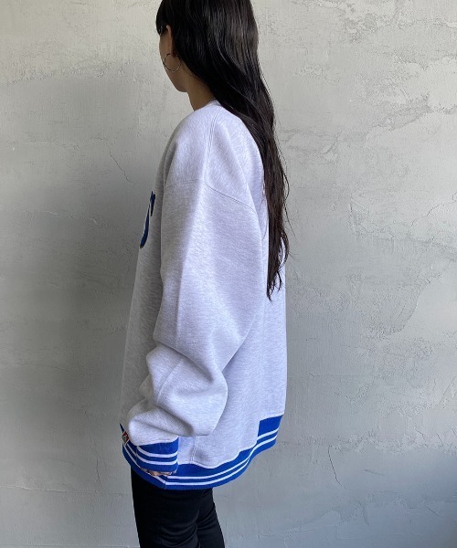 BEN DAVIS（ベンデイビス）の「【WEB限定】[BEN DAVIS/ベンデイビス] リンガーデザイン ブランドロゴクルーネックスウェット（スウェット・レディース・ブラック/ダークグリーン/オートミール・M/L/XL）」の6枚目の写真