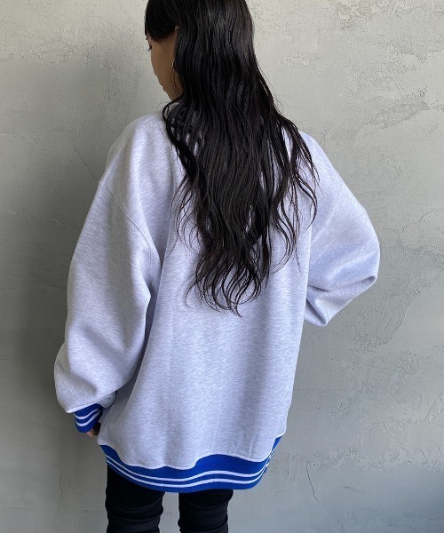 BEN DAVIS（ベンデイビス）の「【WEB限定】[BEN DAVIS/ベンデイビス] リンガーデザイン ブランドロゴクルーネックスウェット（スウェット・レディース・ブラック/ダークグリーン/オートミール・M/L/XL）」の11枚目の写真