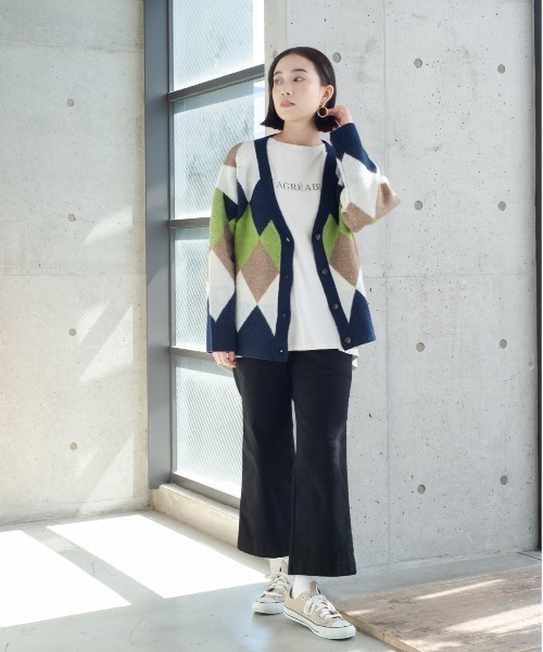 StyleSea（スタイルシー）の「アーガイルオーバーサイズカーディガン（カーディガン/ボレロ・レディース・ブラック系/グリーン系/ネイビー系・MEDIUM）」の7枚目の写真
